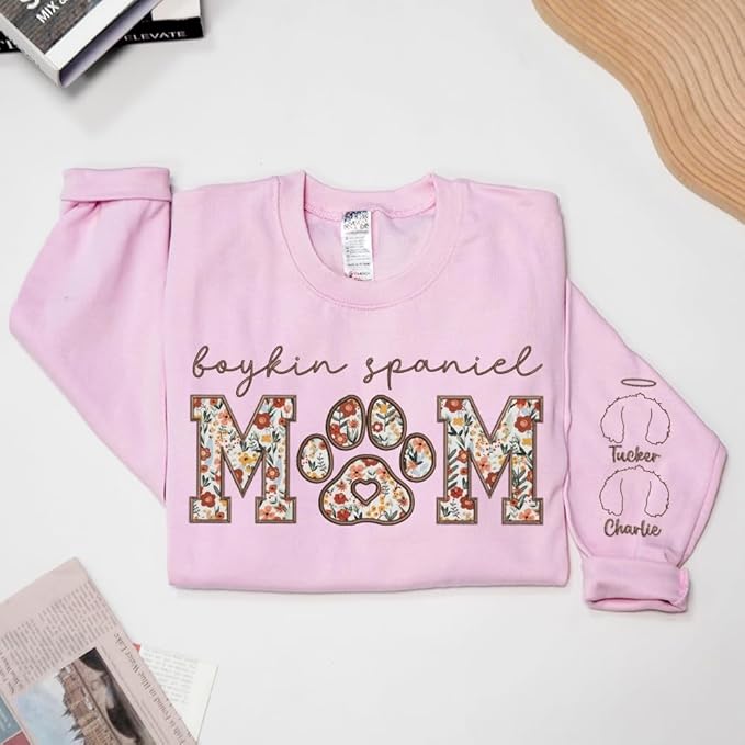 CHILLEVER Personalized Embroidered Dog Mom Sweatshirt, Dog Mama Crewneck, Gift for Mom, Pet Name On The Sleeve