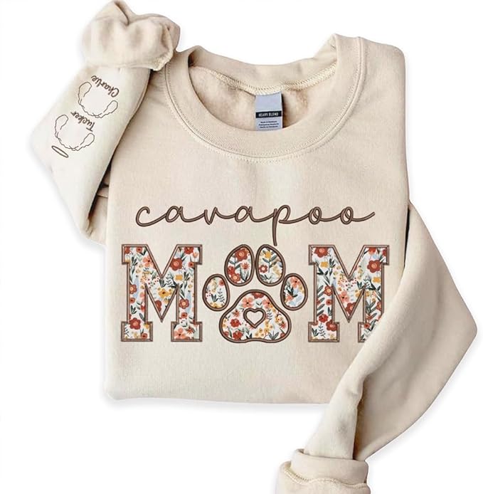 CHILLEVER Personalized Embroidered Dog Mom Sweatshirt, Dog Mama Crewneck, Gift for Mom, Pet Name On The Sleeve