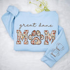 CHILLEVER Personalized Embroidered Dog Mom Sweatshirt, Dog Mama Crewneck, Gift for Mom, Pet Name On The Sleeve