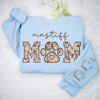 CHILLEVER Personalized Embroidered Dog Mom Sweatshirt, Dog Mama Crewneck, Gift for Mom, Pet Name On The Sleeve