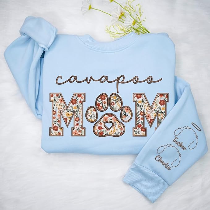 CHILLEVER Personalized Embroidered Dog Mom Sweatshirt, Dog Mama Crewneck, Gift for Mom, Pet Name On The Sleeve