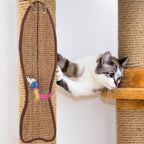 Garneck Hanging Cat Scratcher for Door Knobs - Fish Shaped Sisal Cat Scratch Pad - Ideal for Indoor Pet Promotes Healthy Clawing and Play 20.83X5.23 inch Random Colors