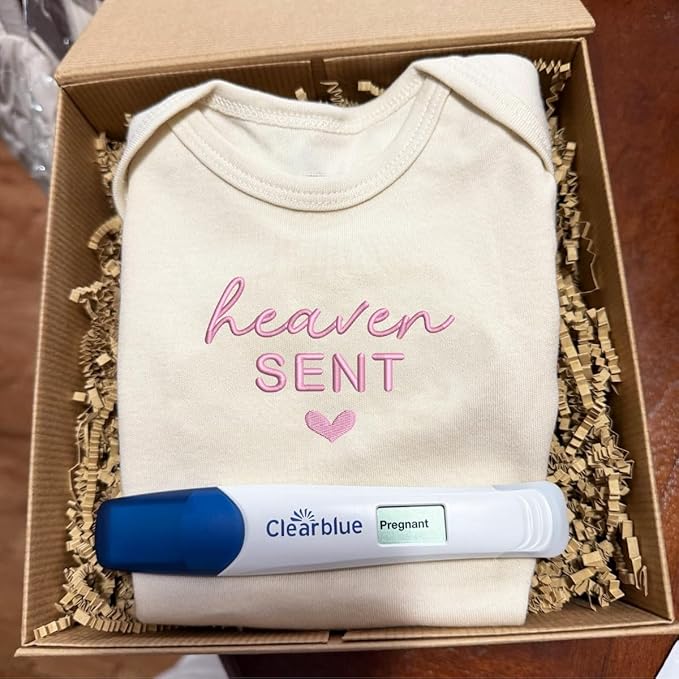 COUPLEHOODIES Personalized Baby Onesie Bodysuit – Custom Embroidery Gift for Pregnancy Reveal Baby Shower or First Grandchild