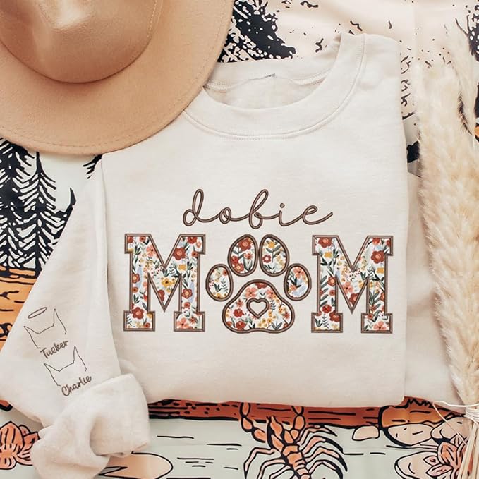 CHILLEVER Personalized Embroidered Dog Mom Sweatshirt, Dog Mama Crewneck, Gift for Mom, Pet Name On The Sleeve