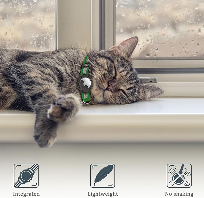 Reflective AirTag Cat Collar, Integrated Cat Tracker Collar with Air Tag Holder and Bell, Safety Elastic Band Cat GPS Collars for Girl Boy Cats, Kittens and Puppies (Emerald,XS)