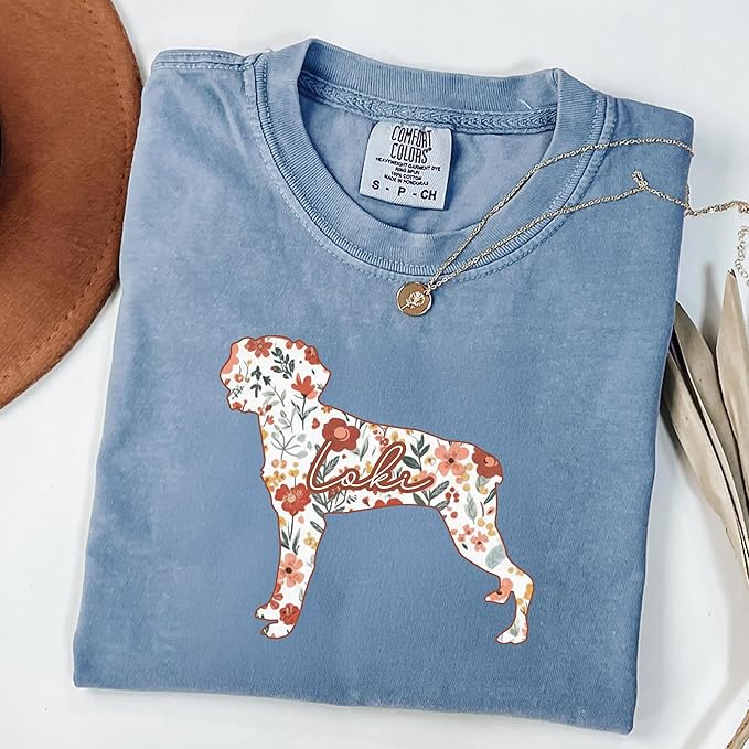 Brittany Dog Lover Personalized Sweatshirt, Custom Name Floral Pet Owner Apparel, Cozy Breed Outfit, Unique Gift for Dog Parents and Pet Lovers, Gift for Birthdays Surprise