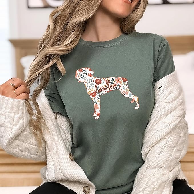 Brittany Dog Lover Personalized Sweatshirt, Custom Name Floral Pet Owner Apparel, Cozy Breed Outfit, Unique Gift for Dog Parents and Pet Lovers, Gift for Birthdays Surprise
