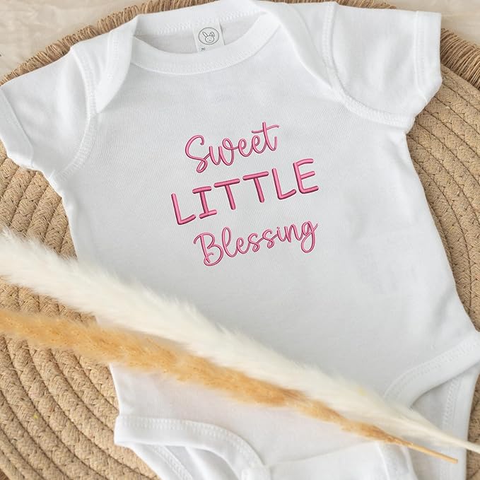 COUPLEHOODIES Personalized Baby Onesie Bodysuit – Custom Embroidery Gift for Pregnancy Reveal Baby Shower or First Grandchild