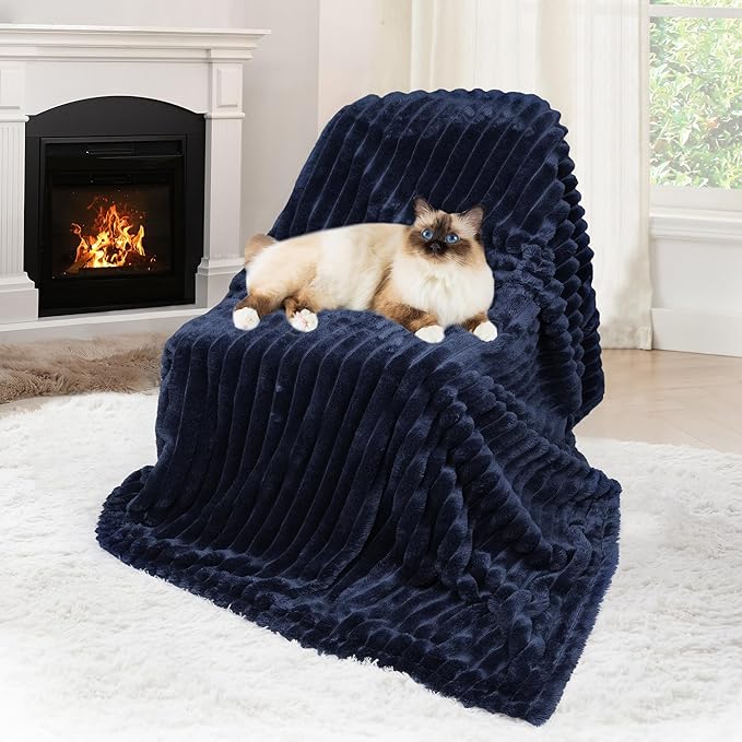 Waterproof Dog Blanket, Soft Fleece Blanket for Couch Protector, Reversible Pet Blankets Furniture Protector Cover for Small Medium Large Dogs Cats (Navy, 30"x40")